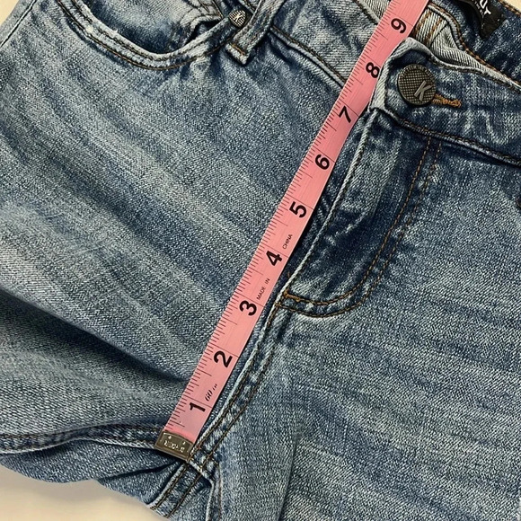 Kut from the Kloth jeans rolled cuff capri denim jeans light distress size 4 - Picture 4 of 15